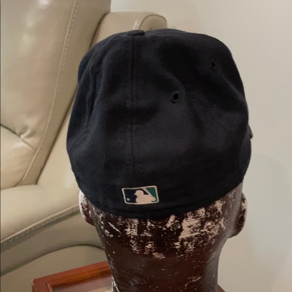 Authentic Diamond collection 🧢 - Picture 2 of 5